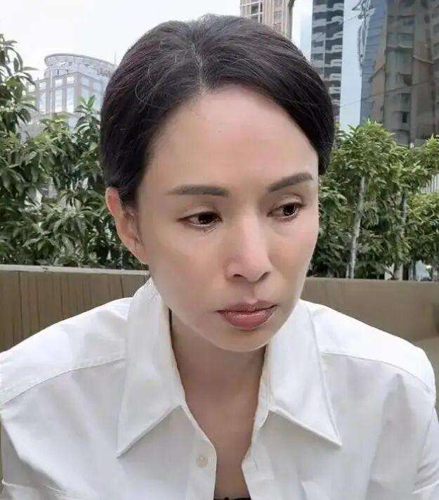 2024直播乱象警示:明星带货的信任崩塌与避坑指南 新闻